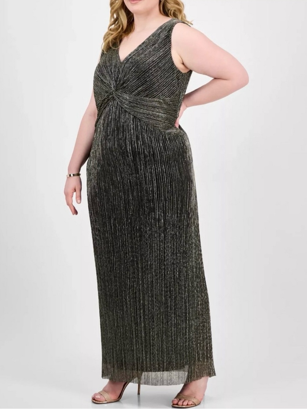NWT Connected Apparel Metallic Plissé Twist-Front Gown - Size 18W.